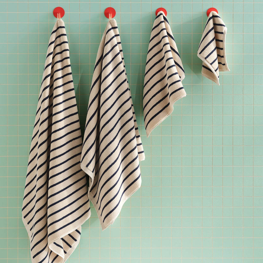 Super-Plush Set of 4 Bath Towel Bundle J0