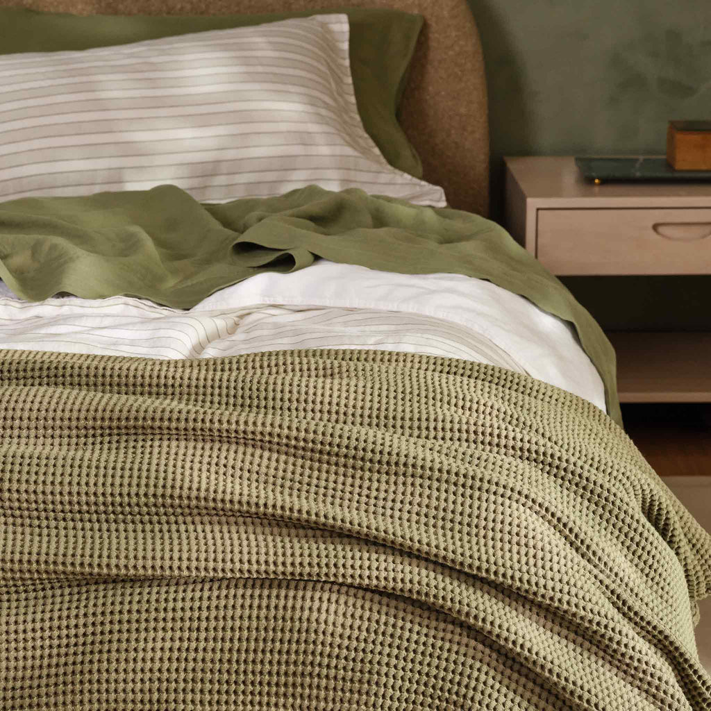 Dreamweave Waffle Bed Blanket B4