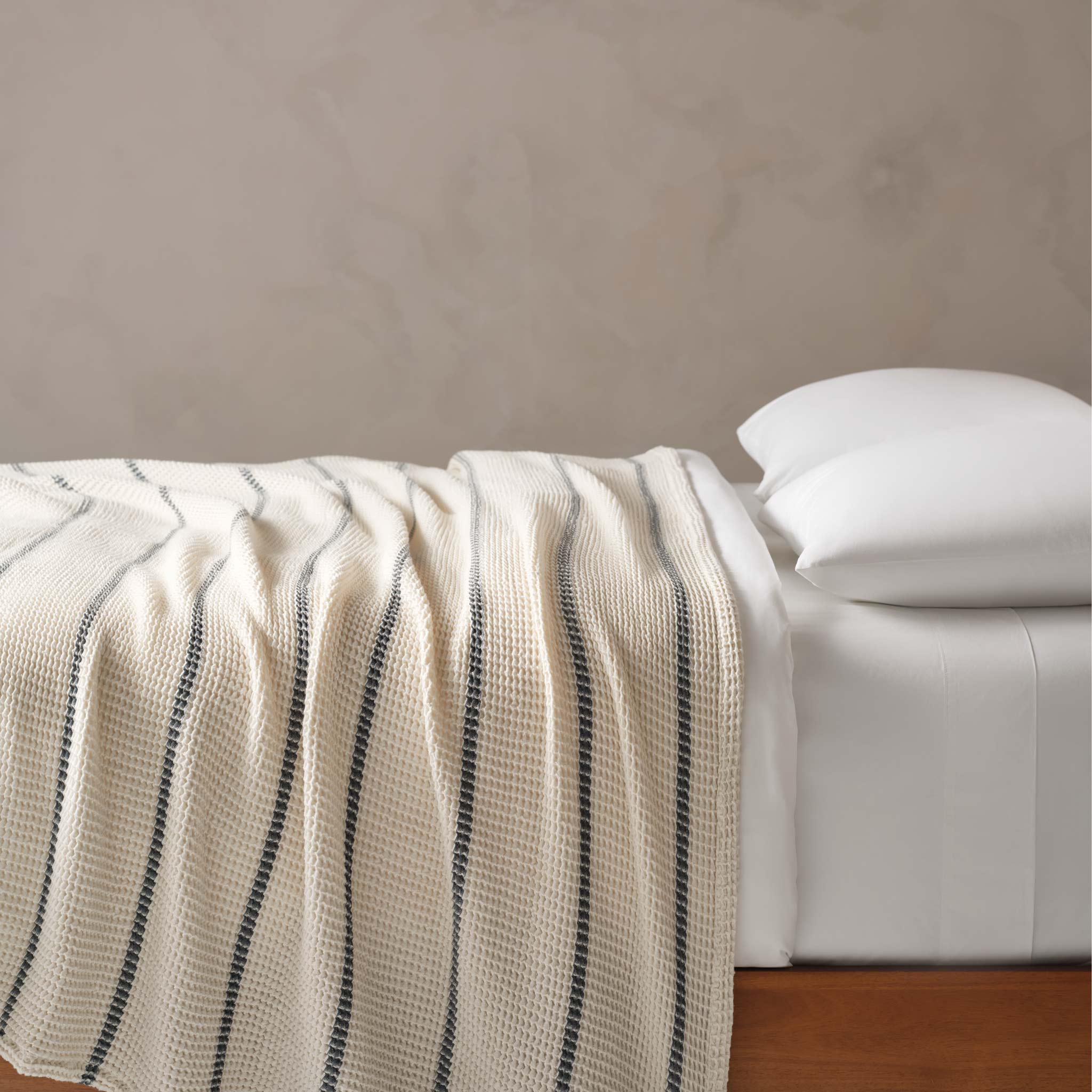 Dreamweave Waffle Bed Blanket B4
