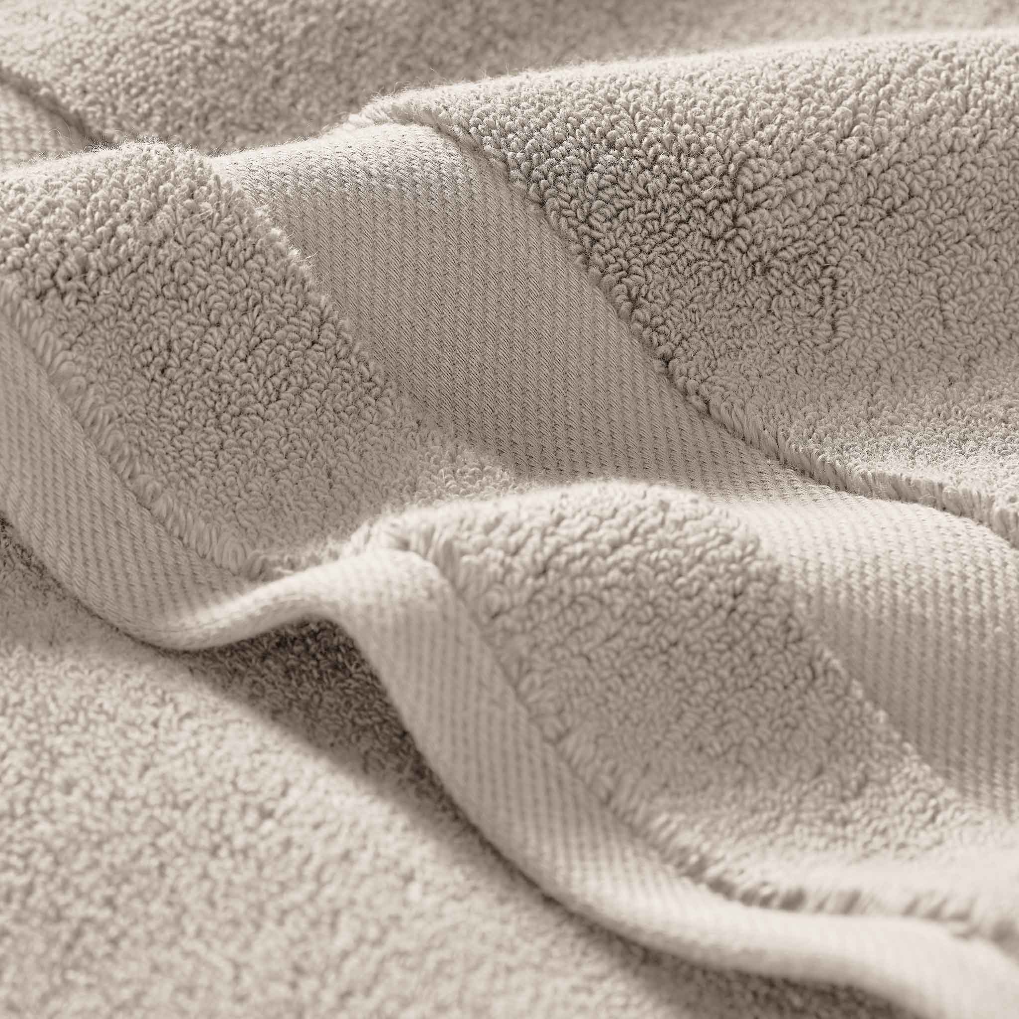 Super-Plush Set of 4 Bath Towel Bundle J0