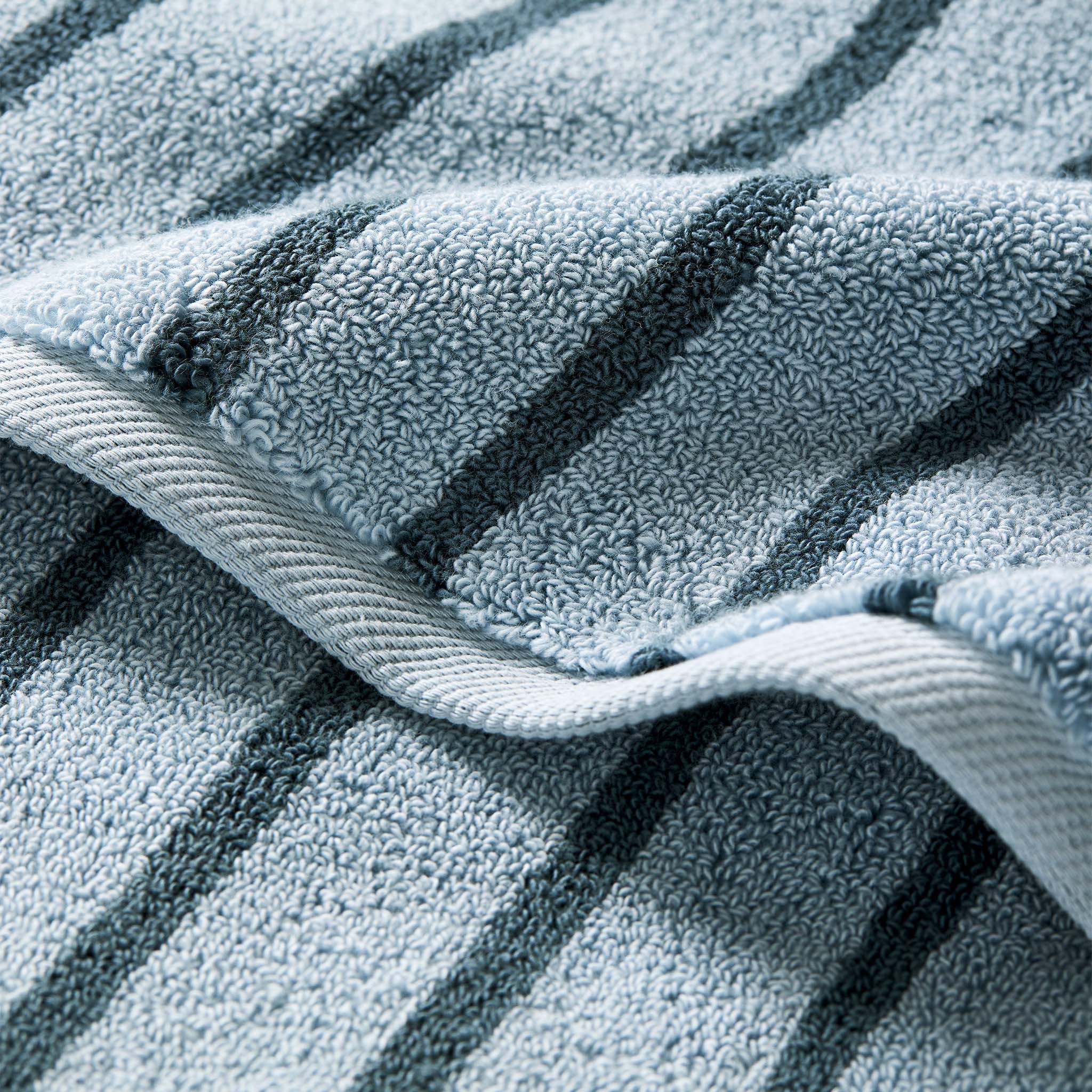 Super-Plush Set of 4 Bath Towel Bundle J0