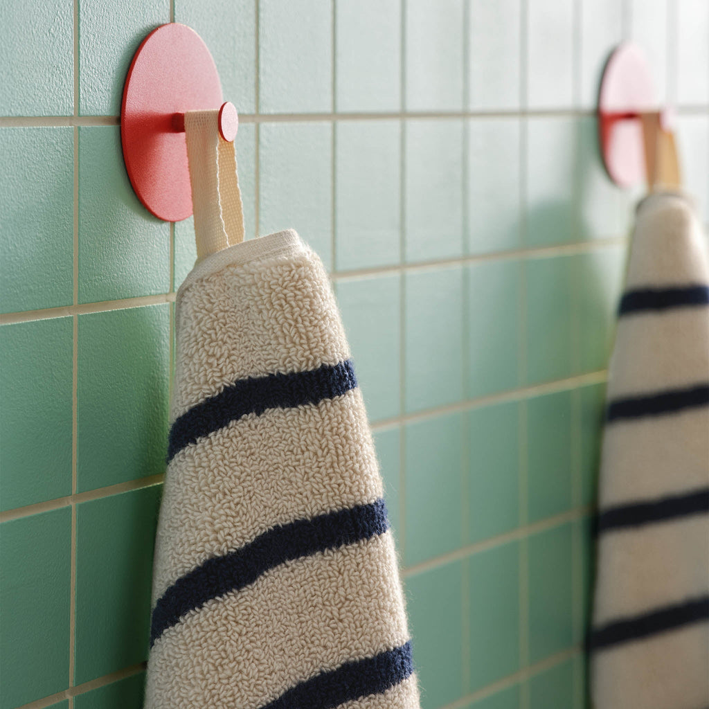 Super-Plush Set of 4 Bath Towel Bundle J0