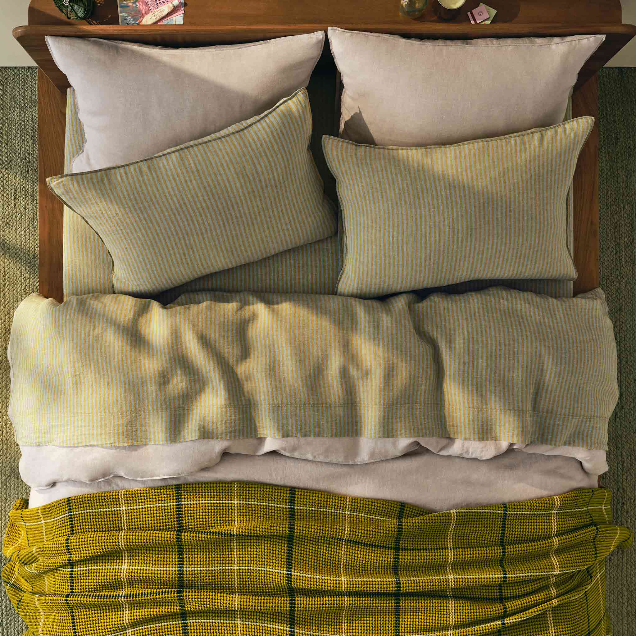 Dreamweave Waffle Bed Blanket B4